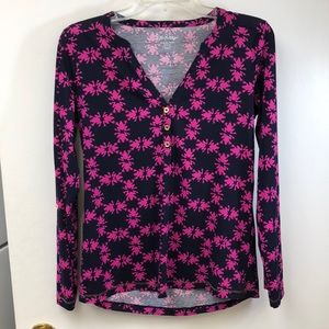 Lilly Pultizer cotton top with button up sleeve